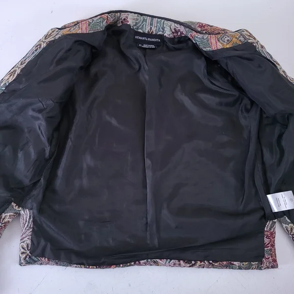 Hemant & Nandita Quilted Tapestry Studded Floral Jacket XS - Picture 9 of 10